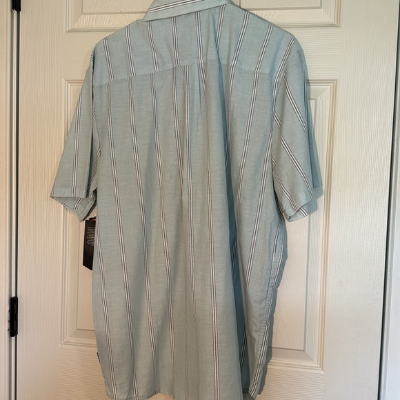 Volcom button up dress shirt - Picture 4 of 4